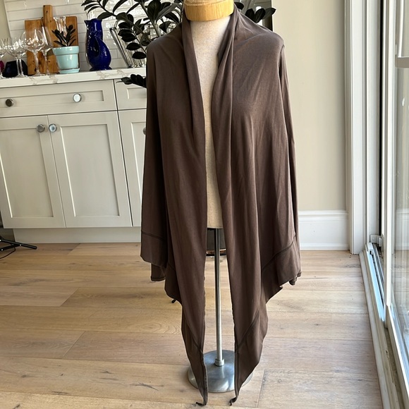 VGUC light brown Lululemon jersey cardigan - Picture 1 of 6